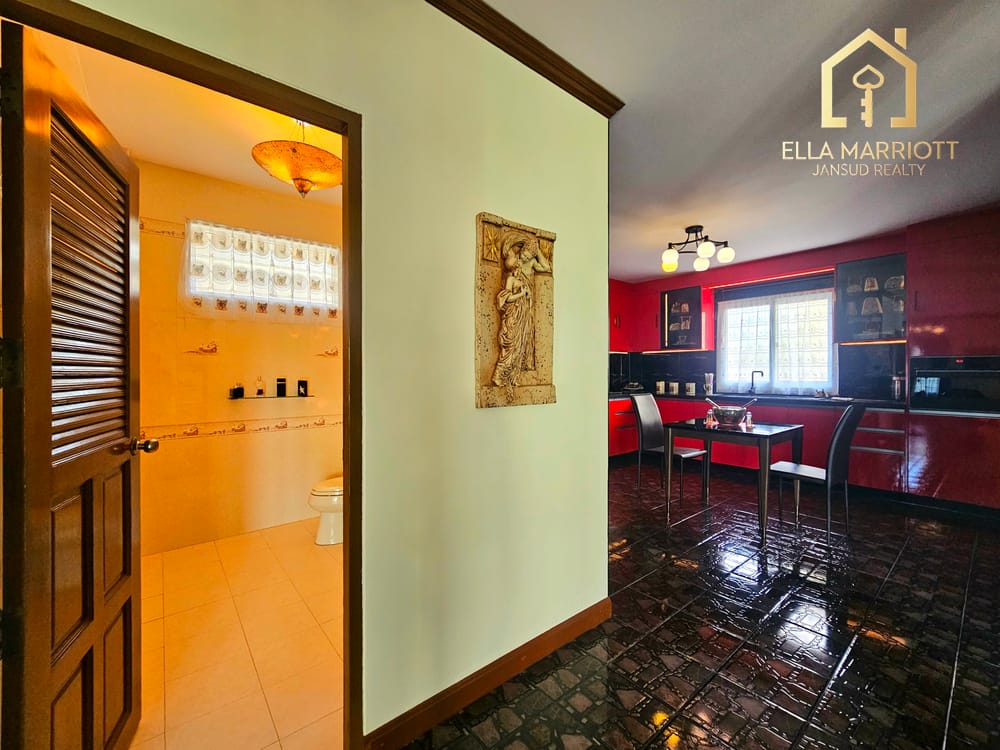 spacious-3-bedroom-villa-for-sale-in-hua-hin-north-bor-fai-with-247-security-emj56 1