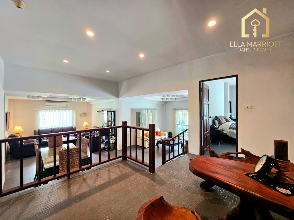 Modern 3-Bedroom Villa with European Kitchen for Sale in Hua Hin Center - Khao Takiab 12