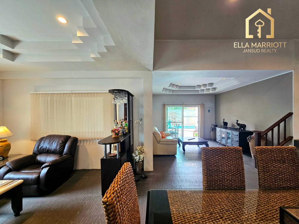 Modern 3-Bedroom Villa with European Kitchen for Sale in Hua Hin Center - Khao Takiab 15