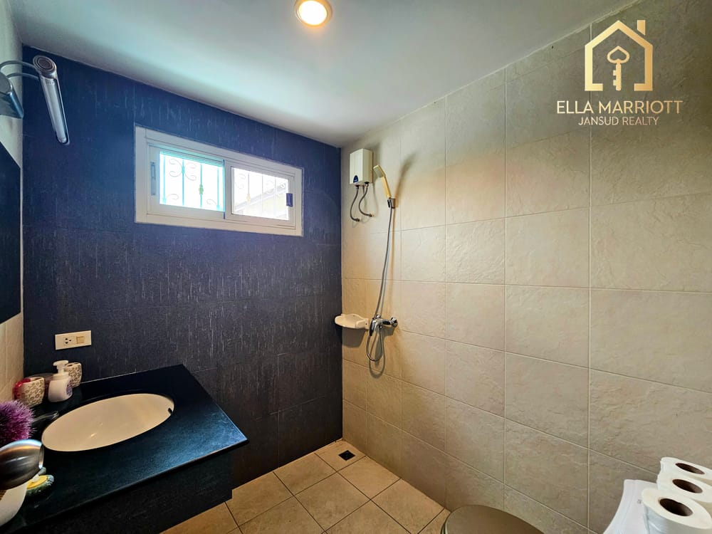 Modern 3-Bedroom Villa with European Kitchen for Sale in Hua Hin Center - Khao Takiab 48