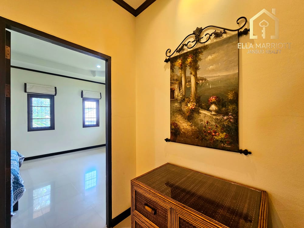 3-Bedroom Villa for Sale in Hua Hin North - Bor Fai 28