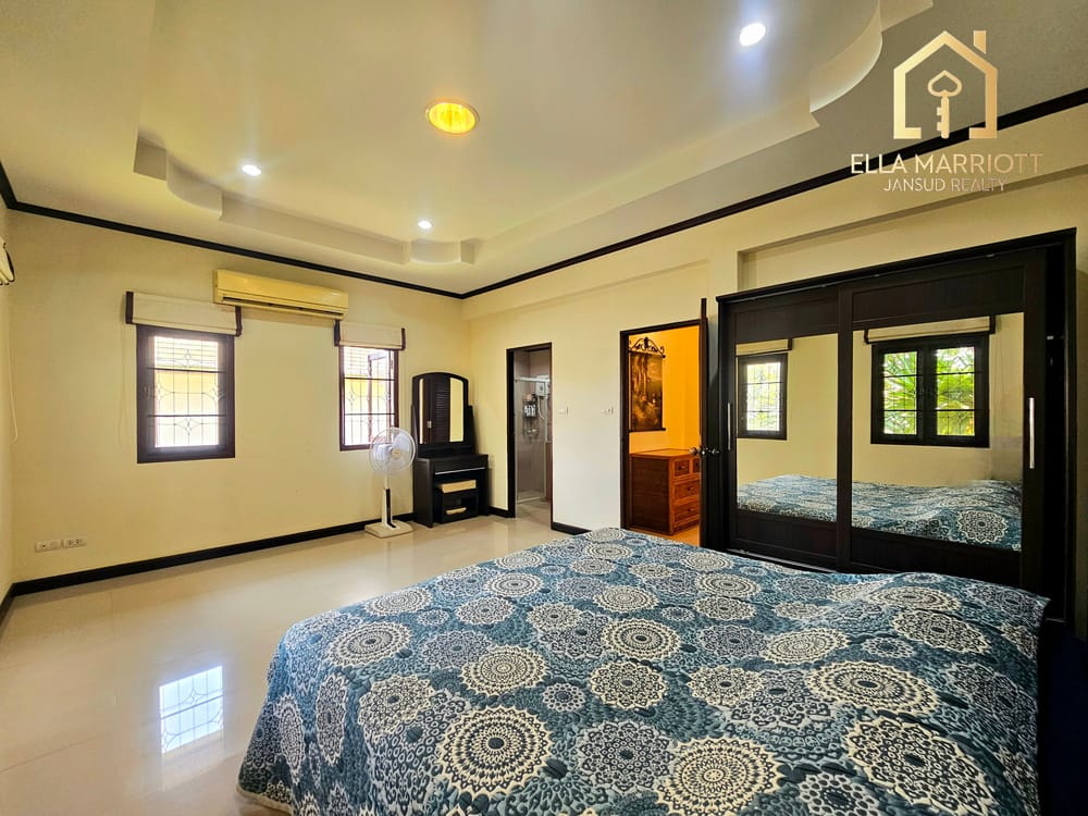3-Bedroom Villa for Sale in Hua Hin North - Bor Fai 41