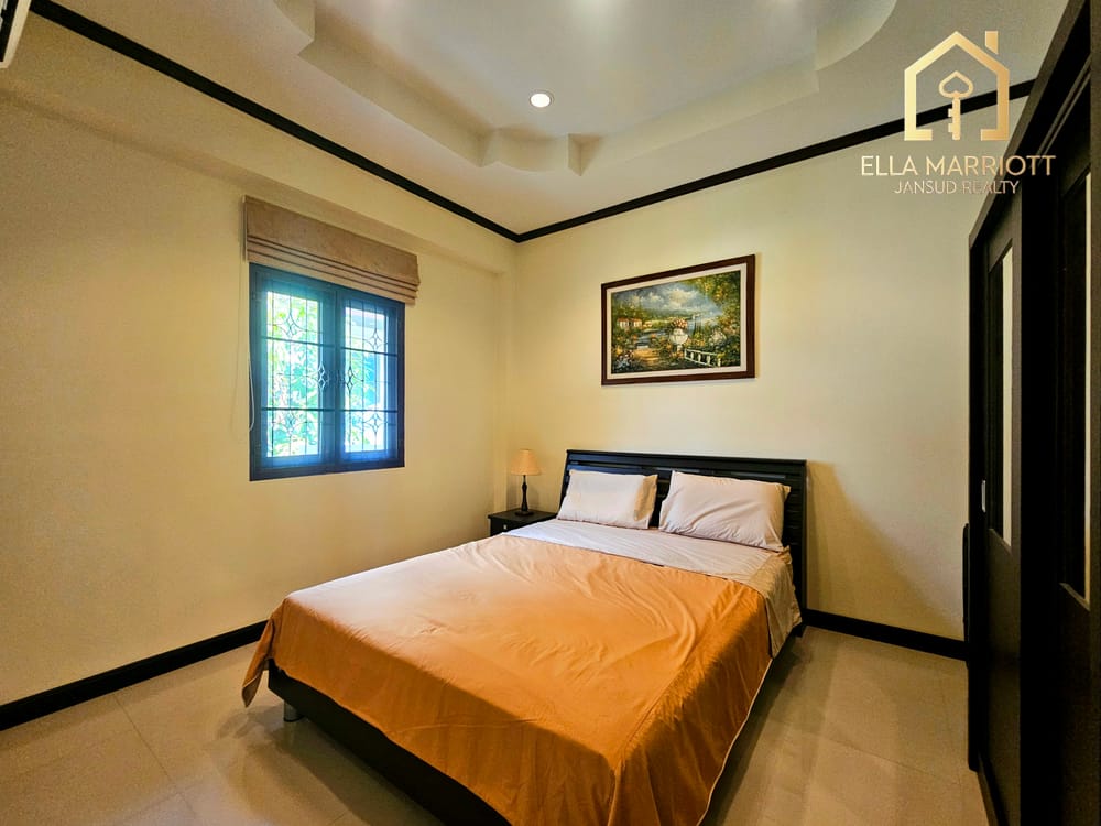 3-Bedroom Villa for Sale in Hua Hin North - Bor Fai 50