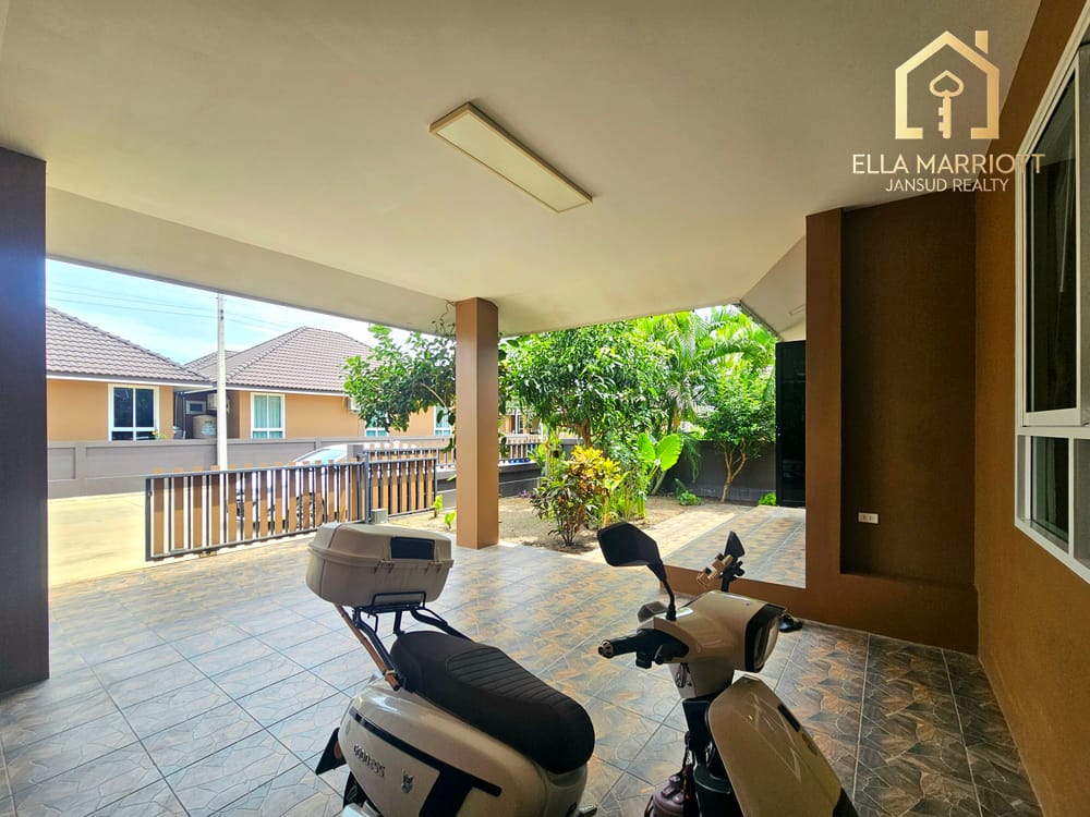 2-bedroom-villa-with-parking-for-sale-in-hua-hin-112-khao-tao-emj50 1