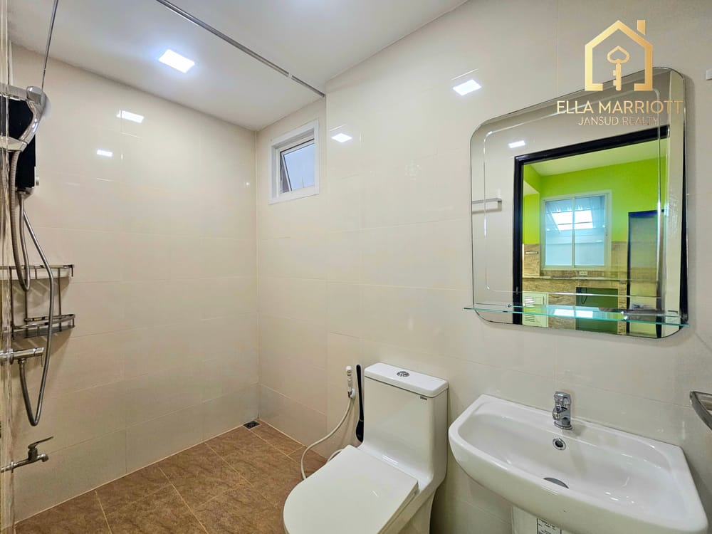 2-Bedroom Villa with Parking for Sale in Hua Hin 112 - Khao Tao 14