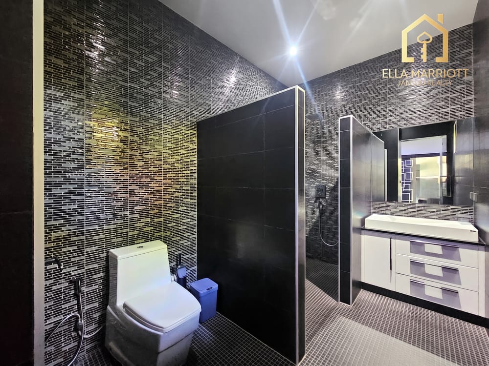3-bedroom-villa-for-sale-in-hua-hin-west-black-mountain-golf-course-with-247-security-emj66 6