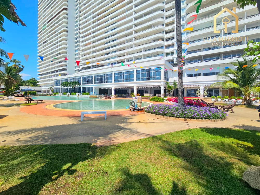 Beachfront 3-Bedroom Condo for Sale in Hua Hin South - 24/7 Security 16