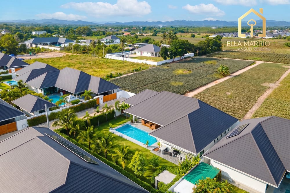 3-bedroom-pool-villa-for-sale-near-black-mountain-golf-course-hua-hin-pet-friendly-emj68 2