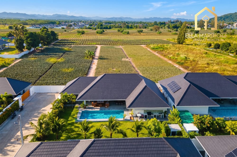 3-bedroom-pool-villa-for-sale-near-black-mountain-golf-course-hua-hin-pet-friendly-emj68 3