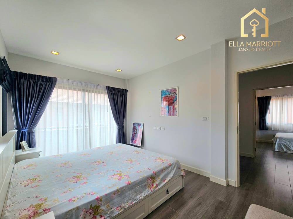 Spacious 3-Bedroom Villa for Sale in Cha Am, Hua Hin - Pet Friendly with 24/7 Security 8