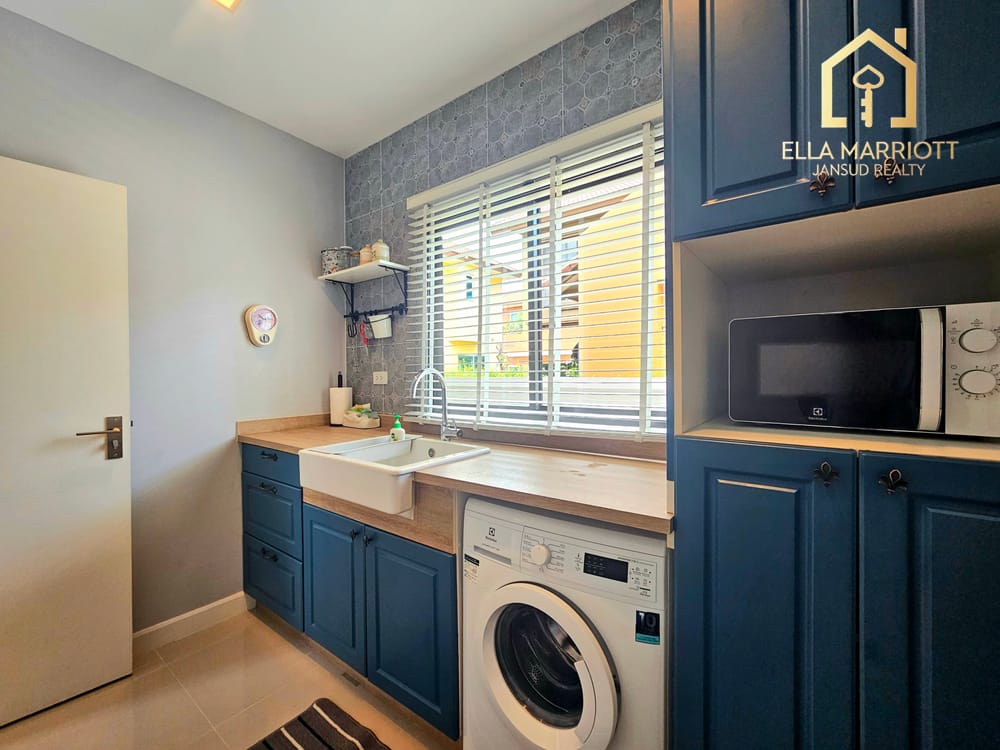 Spacious 3-Bedroom Villa for Sale in Cha Am, Hua Hin - Pet Friendly with 24/7 Security 12