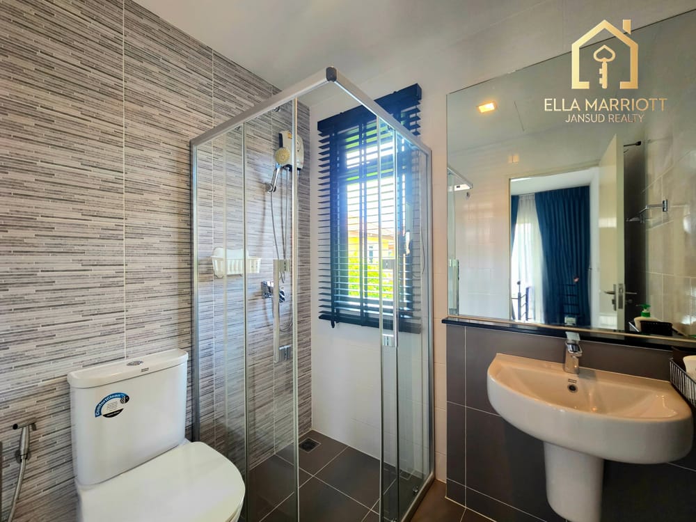 Spacious 3-Bedroom Villa for Sale in Cha Am, Hua Hin - Pet Friendly with 24/7 Security 28