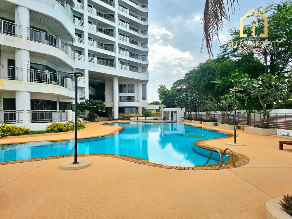 stunning-4-bedroom-detached-house-with-sea-view-in-palm-hills-golf-course-hua-hin-247-security-emj73 1