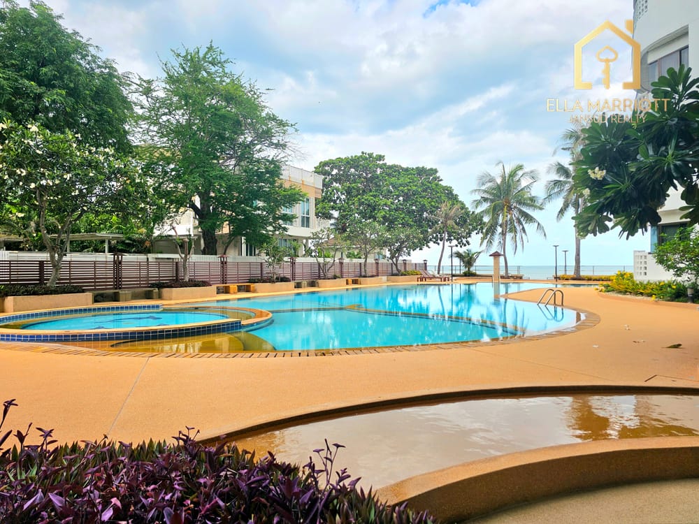 Stunning 4-Bedroom Detached House with Sea View in Palm Hills Golf Course, Hua Hin - 24/7 Security 10