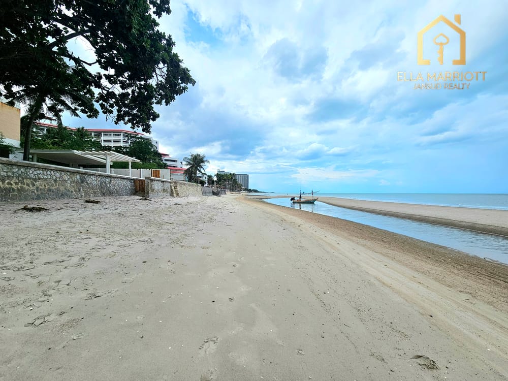 Stunning 4-Bedroom Detached House with Sea View in Palm Hills Golf Course, Hua Hin - 24/7 Security 13