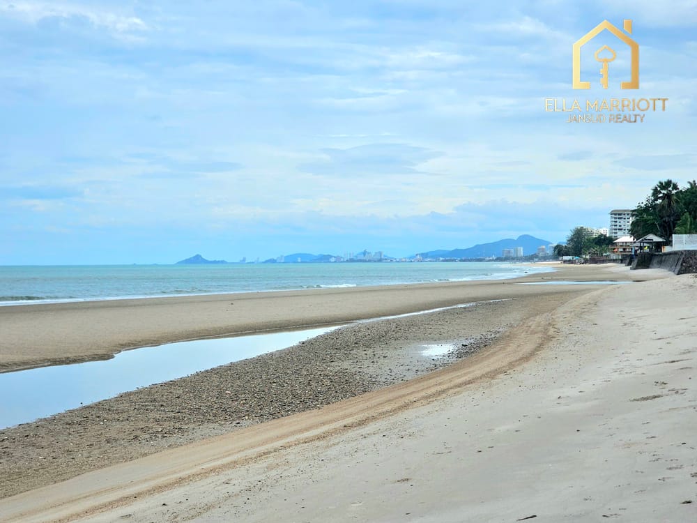 Stunning 4-Bedroom Detached House with Sea View in Palm Hills Golf Course, Hua Hin - 24/7 Security 14