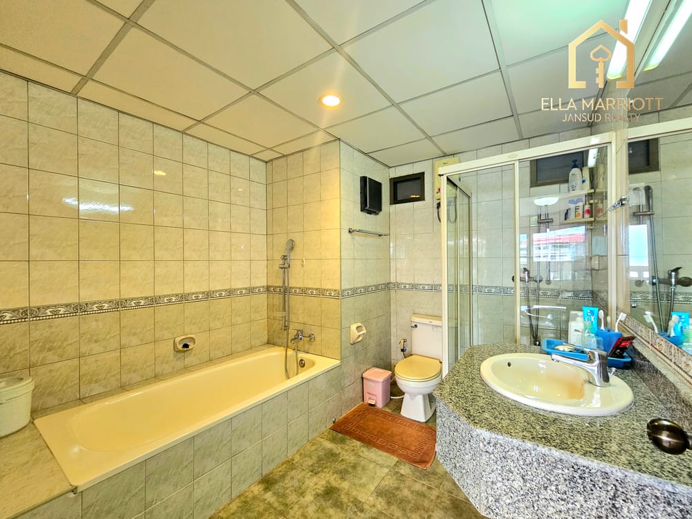Stunning 4-Bedroom Detached House with Sea View in Palm Hills Golf Course, Hua Hin - 24/7 Security 29