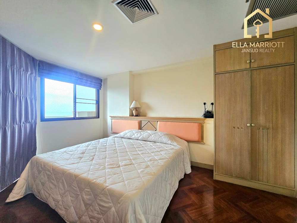 Stunning 4-Bedroom Detached House with Sea View in Palm Hills Golf Course, Hua Hin - 24/7 Security 32