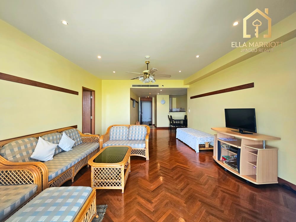 Stylish 1-Bedroom Condo for Sale in Hua Hin Center - Khao Takiab with 24/7 Security 14
