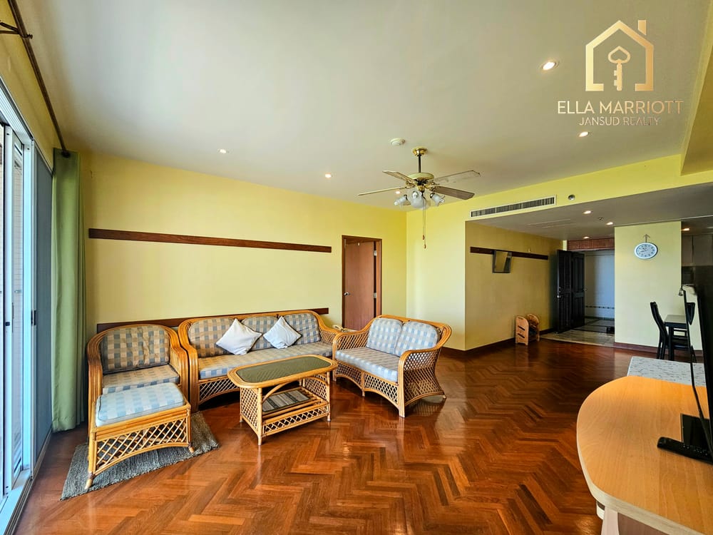 Stylish 1-Bedroom Condo for Sale in Hua Hin Center - Khao Takiab with 24/7 Security 15