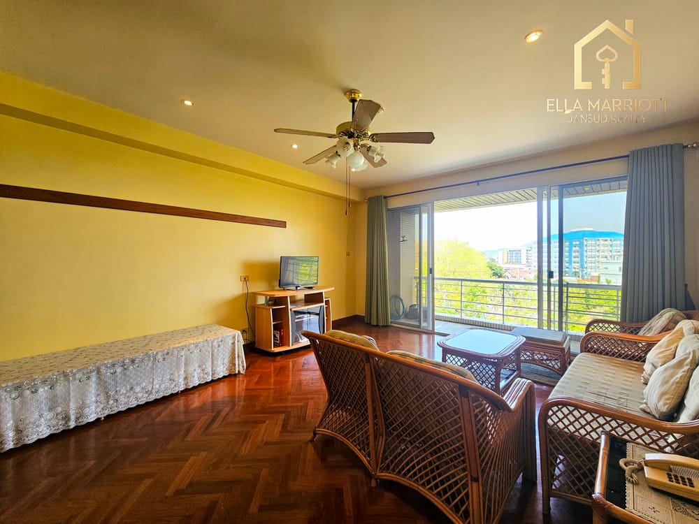 Stylish 1-Bedroom Condo for Sale in Hua Hin Center - Khao Takiab with 24/7 Security 17