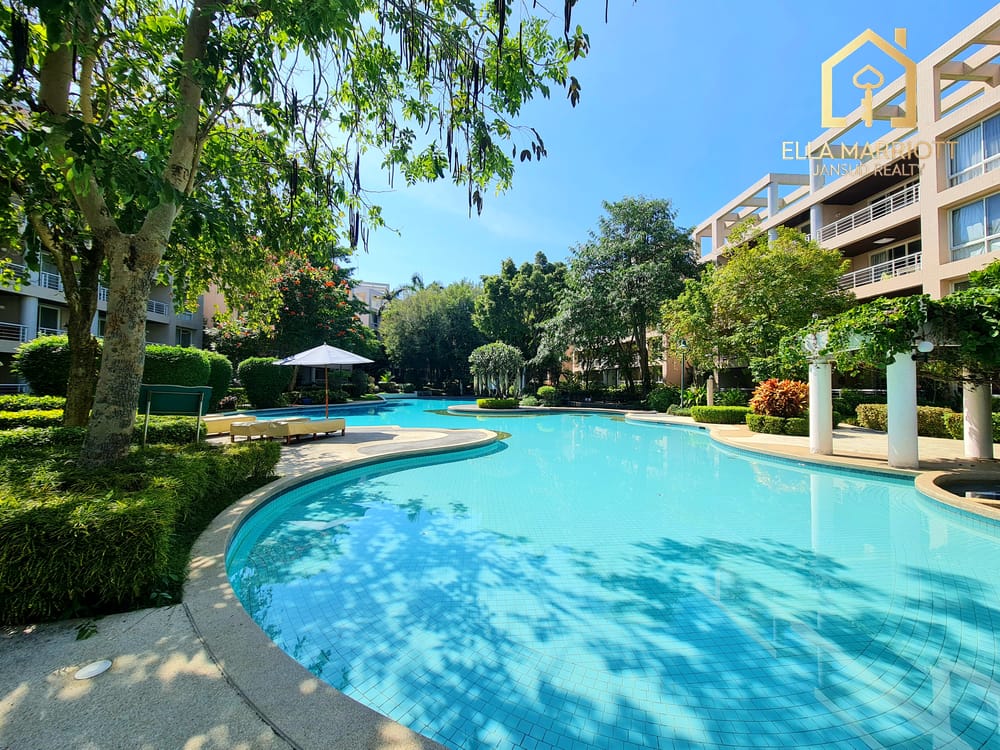 Stylish 1-Bedroom Condo for Sale in Hua Hin Center - Khao Takiab with 24/7 Security 28