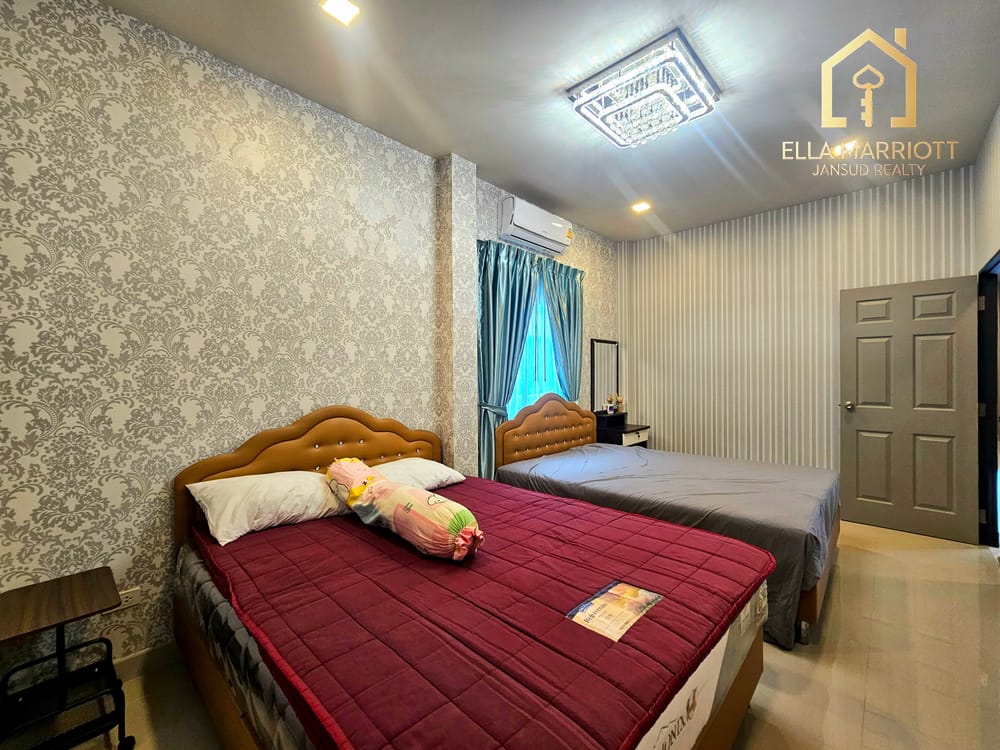 spacious-4-bedroom-villa-for-sale-in-hua-hin-88-102-pet-friendly-with-parking-emj72 1