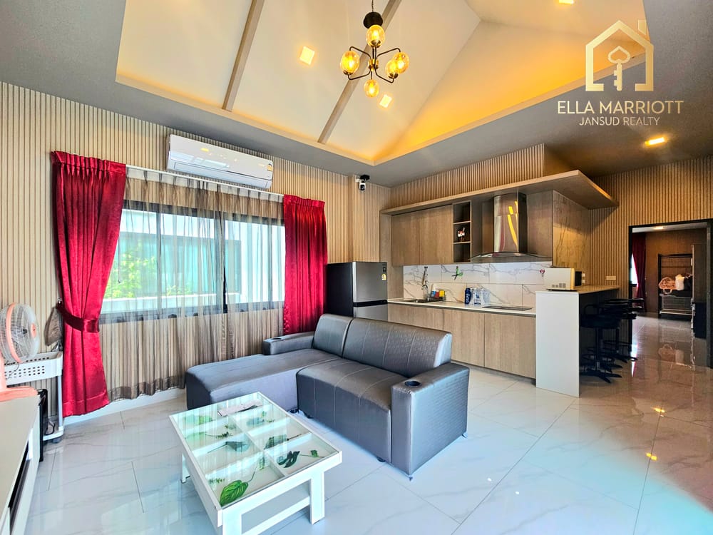 Spacious 4-Bedroom Villa for Sale in Hua Hin 88-102 - Pet Friendly with Parking 26