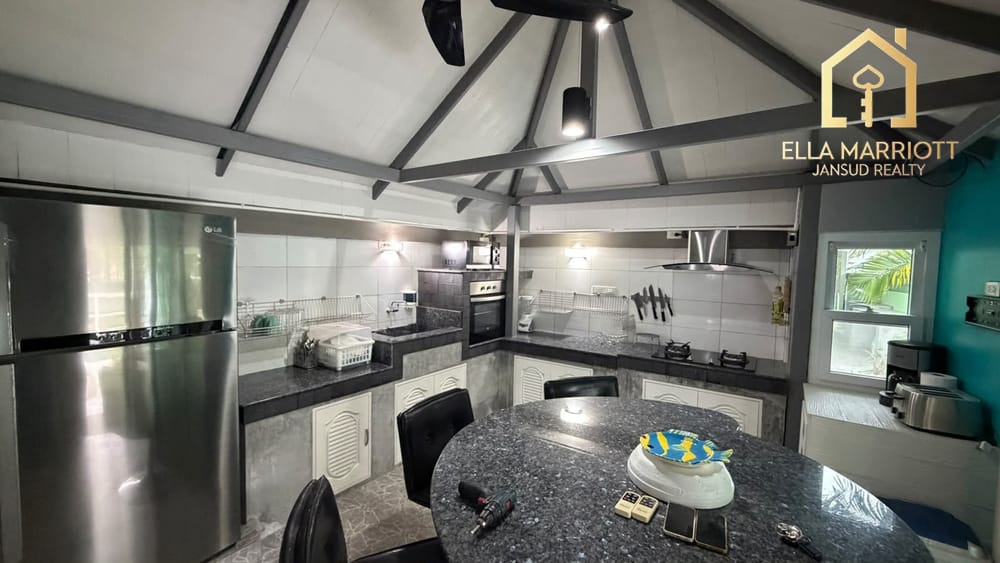 Unique Pool Villa with Separate 2-Storey Annex in Khao Tao 15
