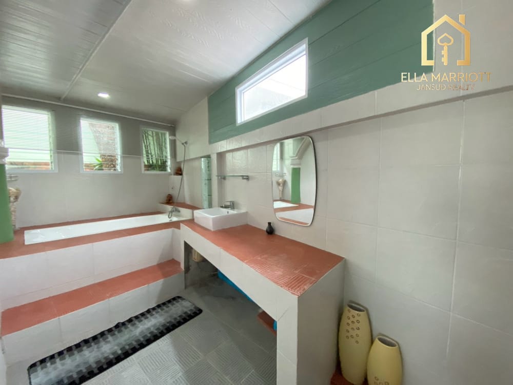 Unique Pool Villa with Separate 2-Storey Annex in Khao Tao 35