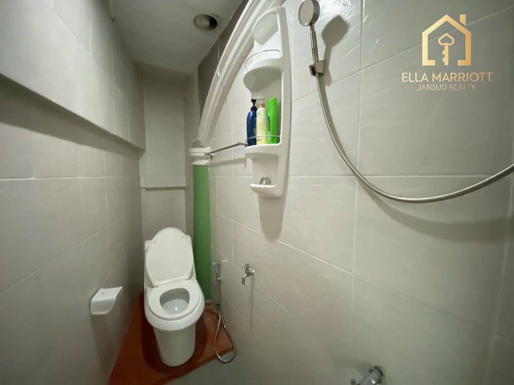 Unique Pool Villa with Separate 2-Storey Annex in Khao Tao 40