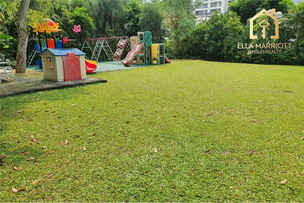 Geräumige 3-Schlafzimmer haustierfreundliche Eigentumswohnung zur Miete in Sukhumvit 39 14