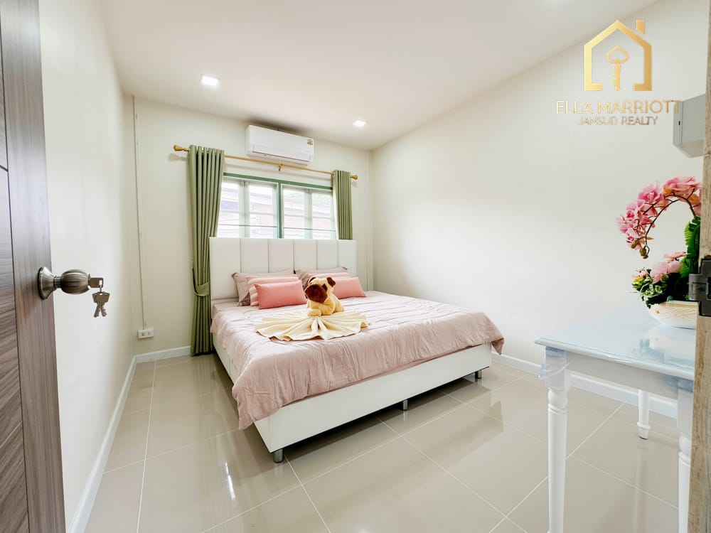 Mountain View Second-Hand House for Sale in Thap Tai 18