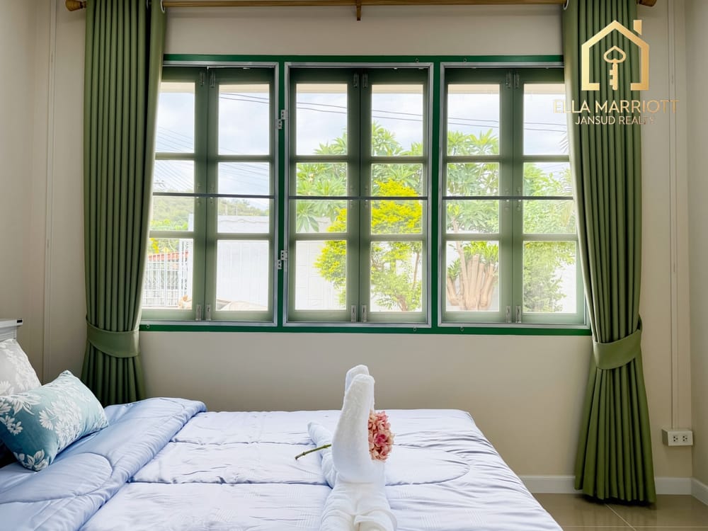 Mountain View Second-Hand House for Sale in Thap Tai 23