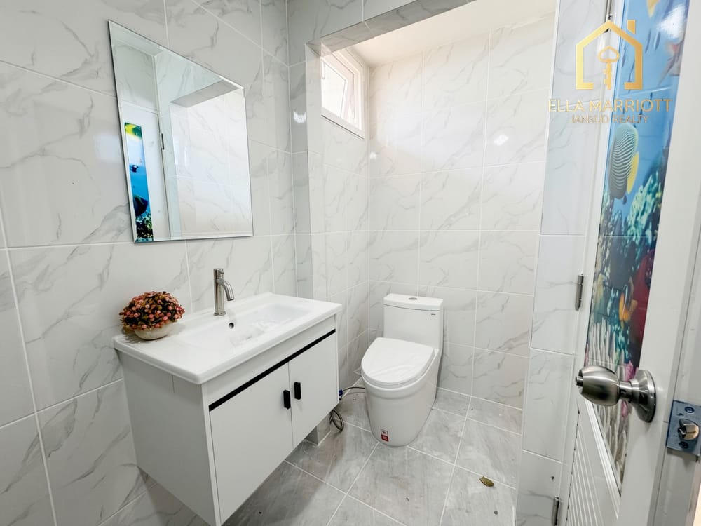 Mountain View Second-Hand House for Sale in Thap Tai 26