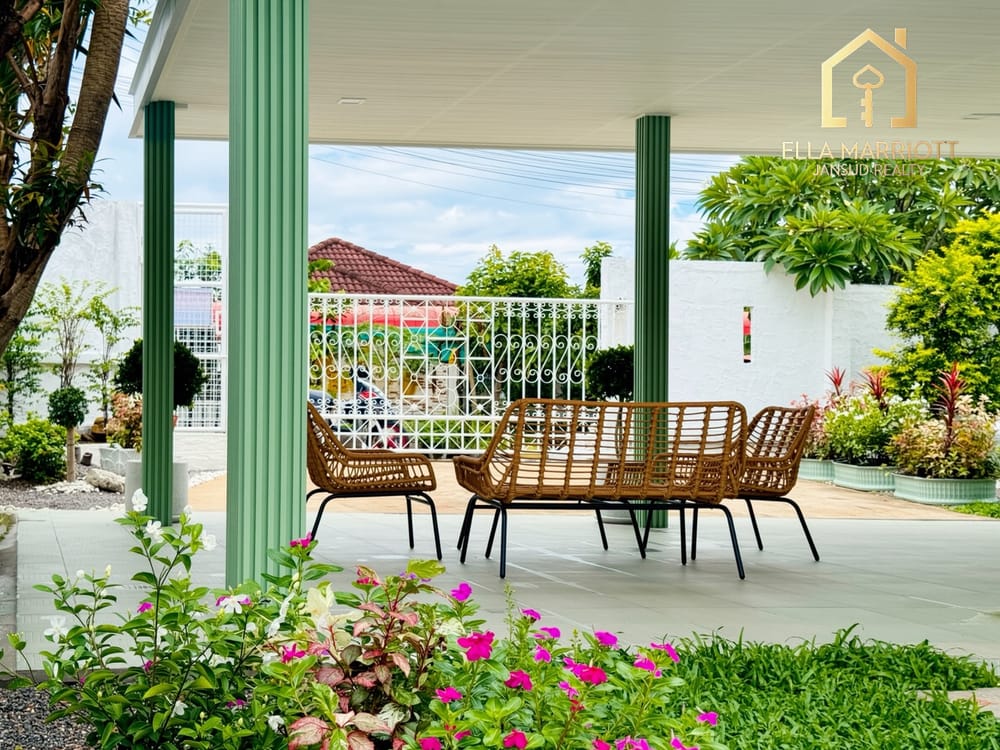 Mountain View Second-Hand House for Sale in Thap Tai 4