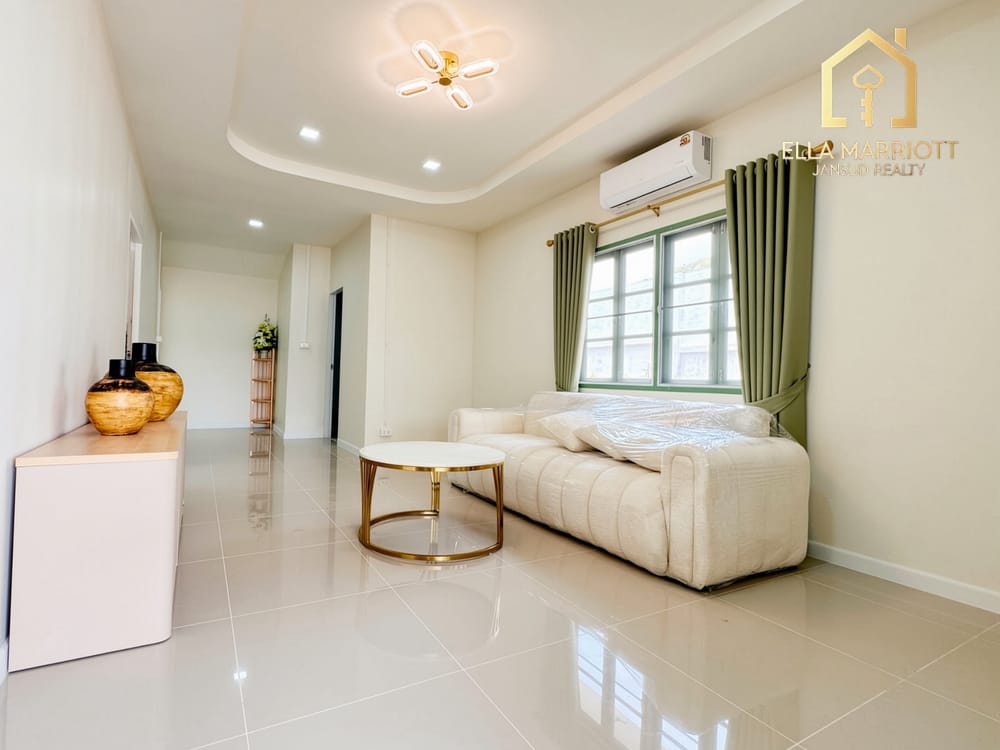 Mountain View Second-Hand House for Sale in Thap Tai 9