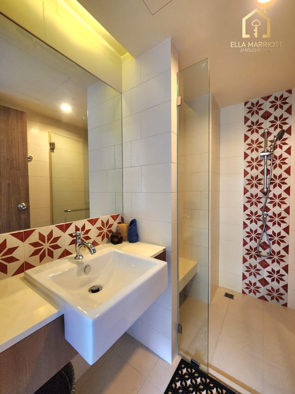 BLUROC HUA HIN HOT SPECIAL 17
