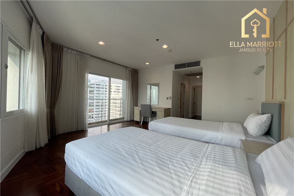 Rent 140K | 250sqm Renovated 4BR | Sukhumvit 24 | Pet-Friendly 11