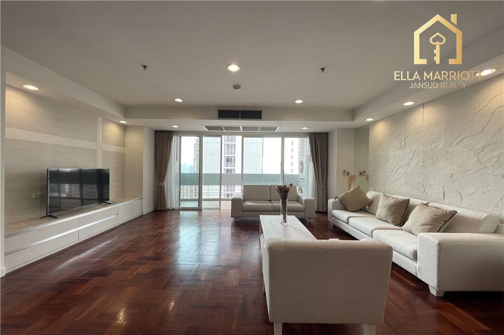 Rent 140K | 250sqm Renovated 4BR | Sukhumvit 24 | Pet-Friendly 2