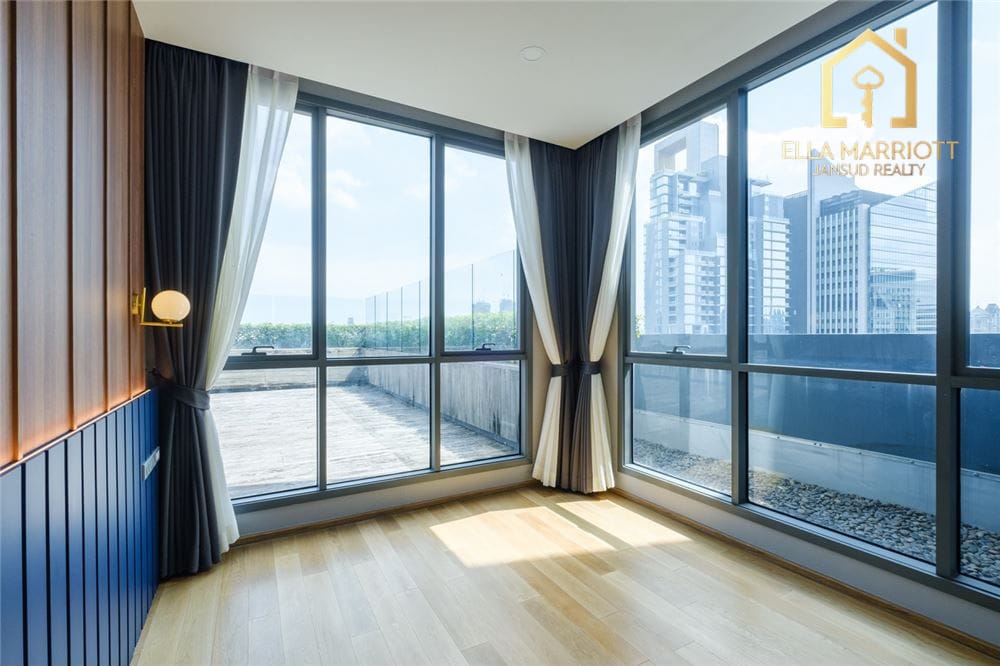 Rent 140K | Hyde Sukhumvit 13 | 180sqm 3BR | 21st Floor | 250m to BTS 20