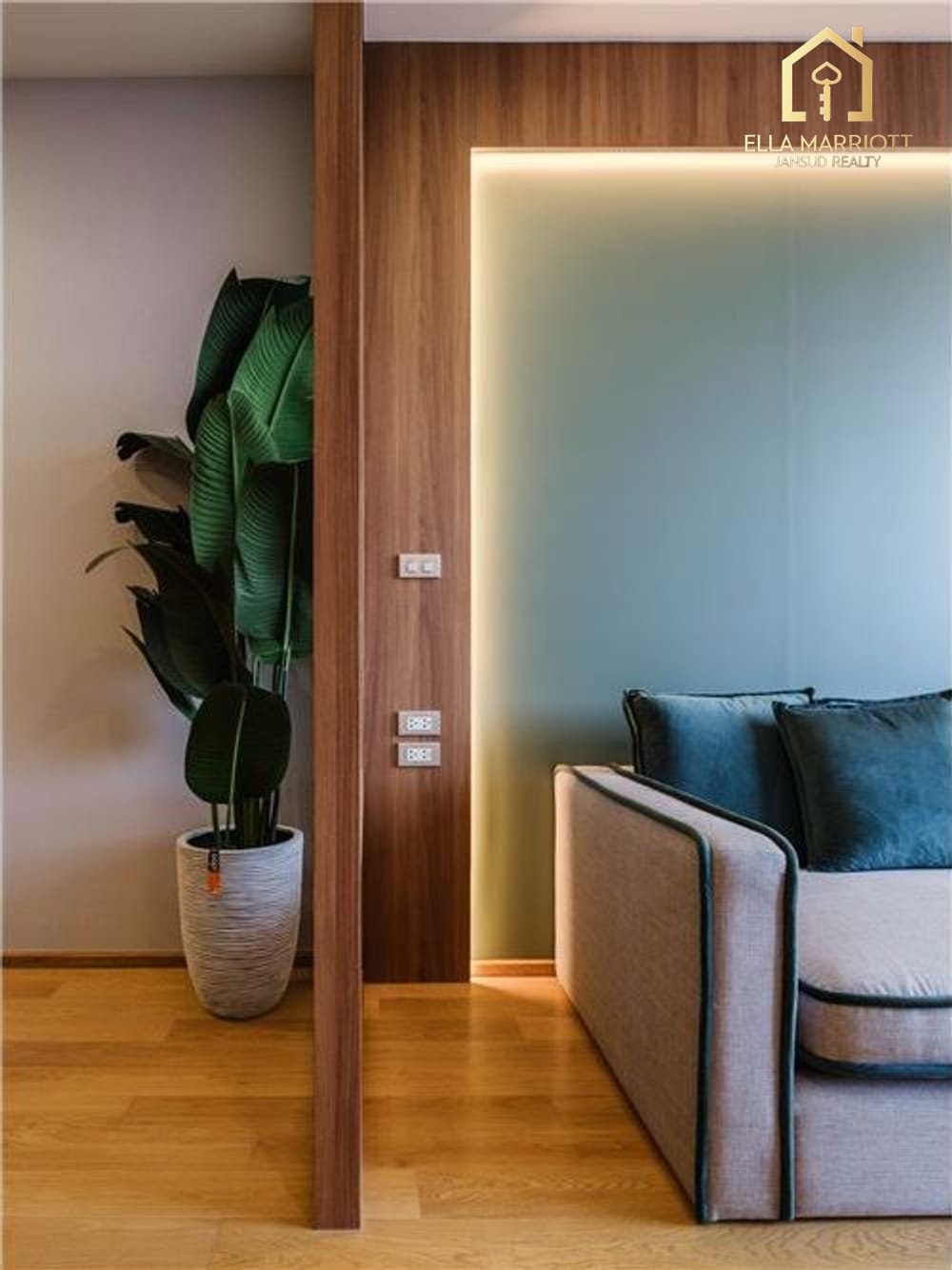 Rent 140K | Hyde Sukhumvit 13 | 180sqm 3BR | 21st Floor | 250m to BTS 4