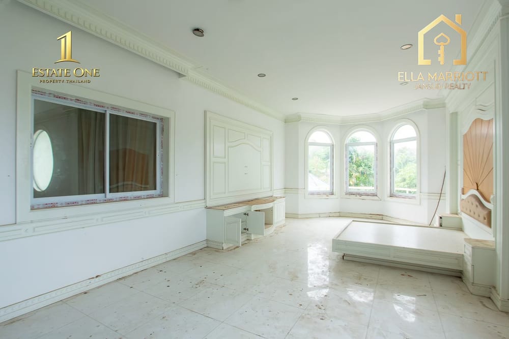 Luxury Estate Villa in Khao Tao 25