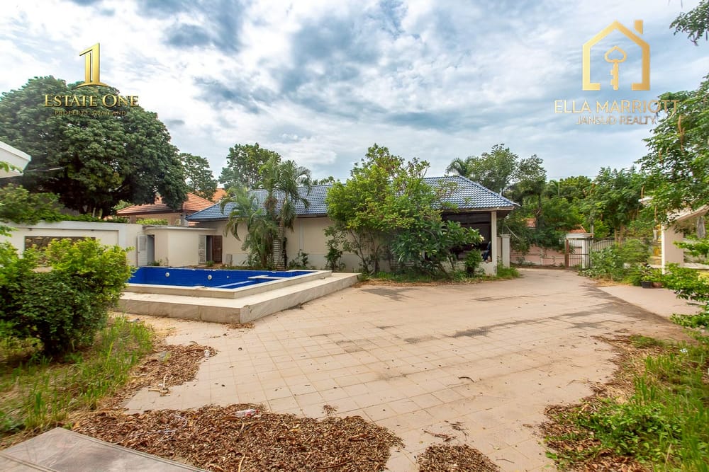 Luxury Estate Villa in Khao Tao 31
