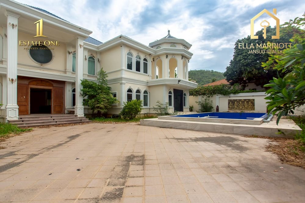 Luxury Estate Villa in Khao Tao 8