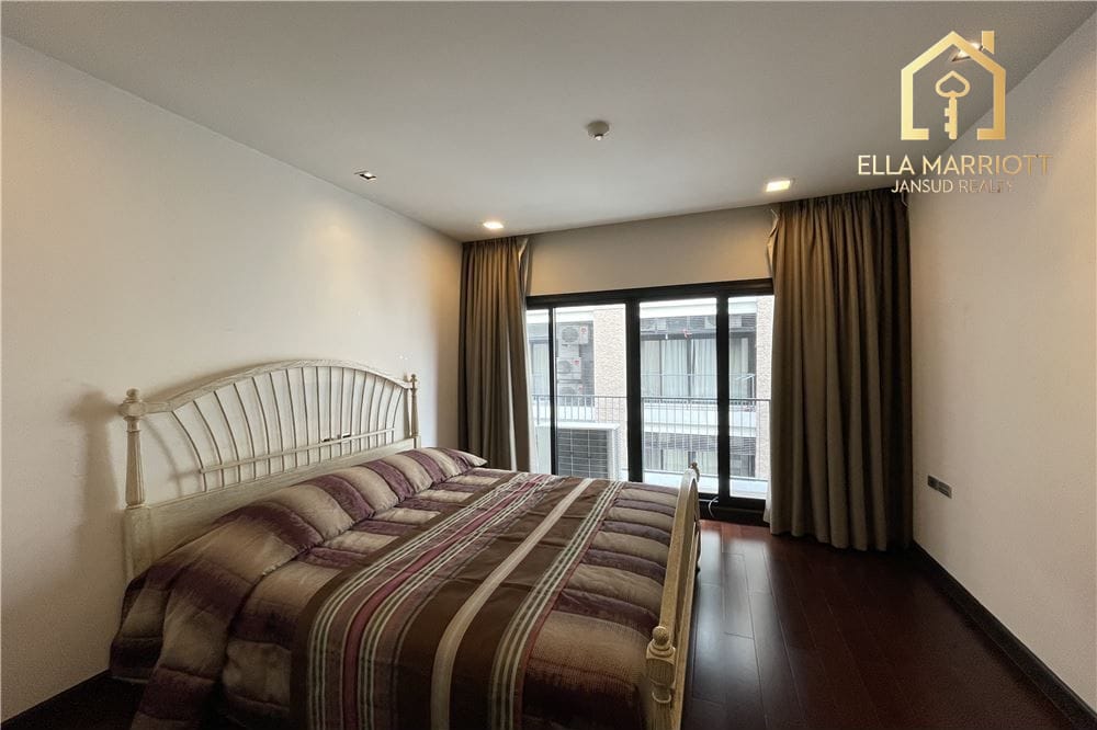 Geräumige 4-Schlafzimmer-Luxuswohnung mit tierfreundlichen Annehmlichkeiten nahe Phrom Phong 10