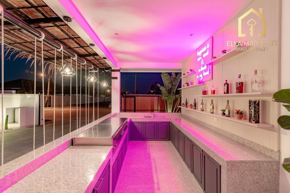 Luxury Pool Villa on Expansive at The Clouds 12