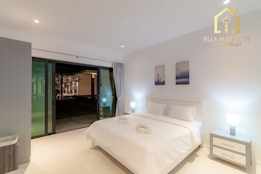 Luxury Pool Villa on Expansive at The Clouds 24