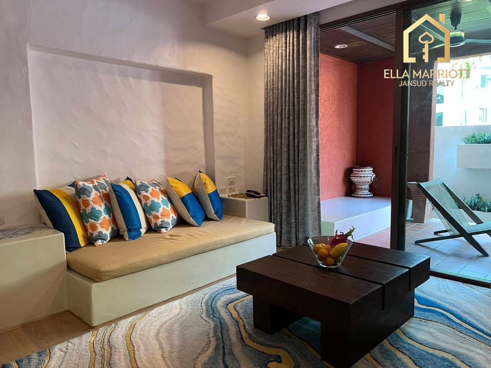 Luxury Las Tortugas Condo by Sansiri 4