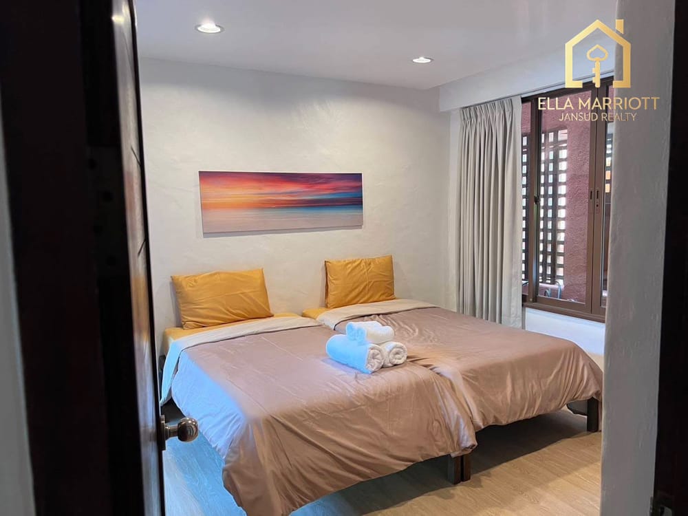 Luxury Las Tortugas Condo by Sansiri 6